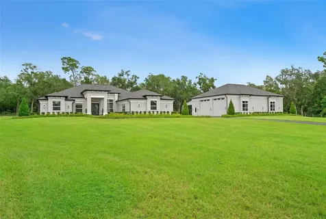 1825 W Oak Valley Court Homosassa FL 34446