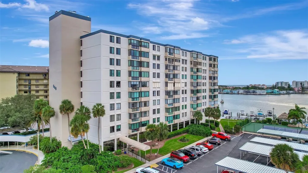 660 Island Way Clearwater Beach FL 33767