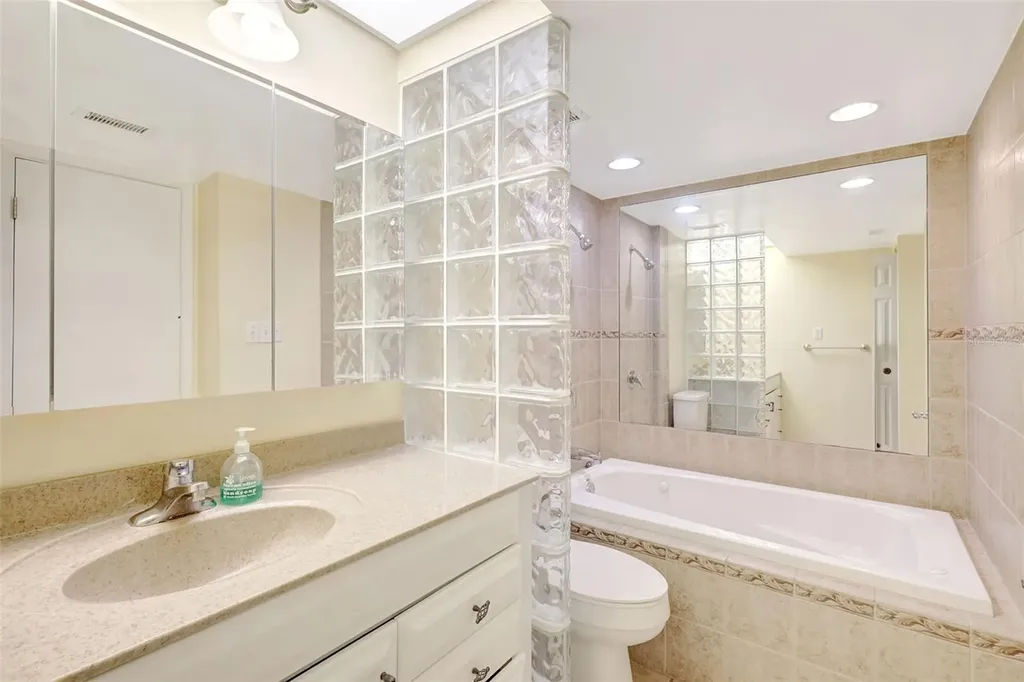 660 Island Way Clearwater Beach FL 33767