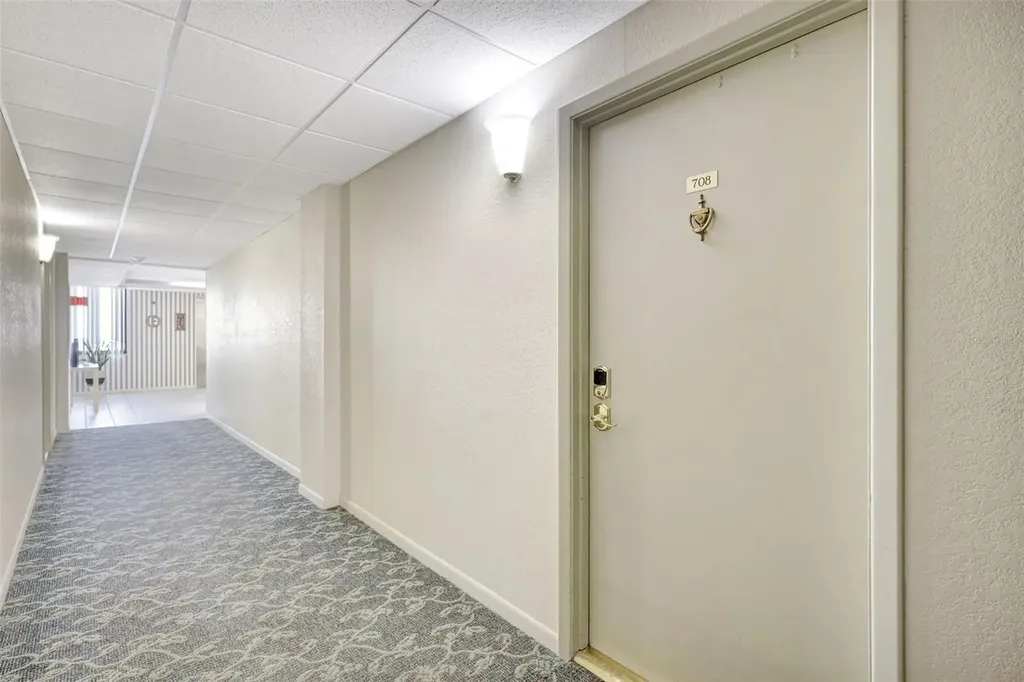 660 Island Way Clearwater Beach FL 33767