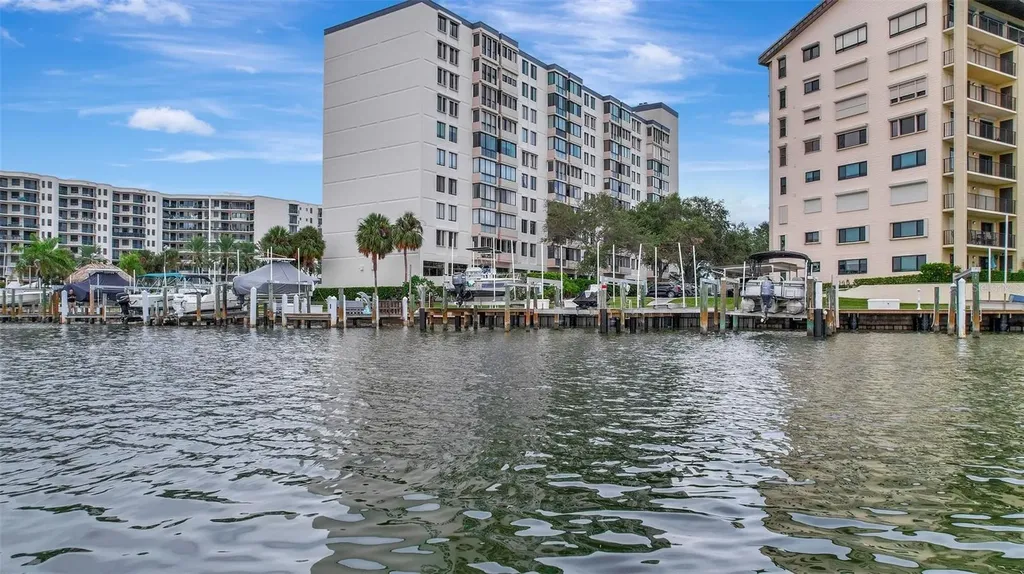 660 Island Way Clearwater Beach FL 33767