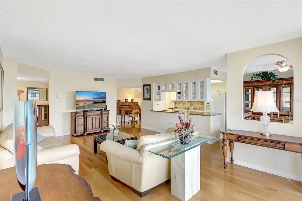 660 Island Way Clearwater Beach FL 33767