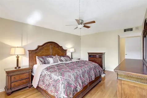 660 Island Way Clearwater Beach FL 33767