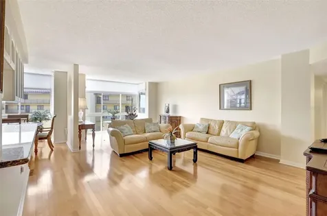 660 Island Way Clearwater Beach FL 33767