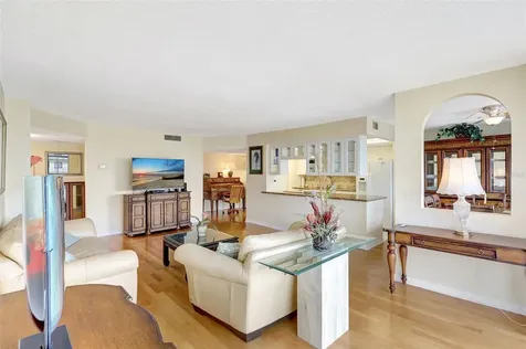 660 Island Way Clearwater Beach FL 33767