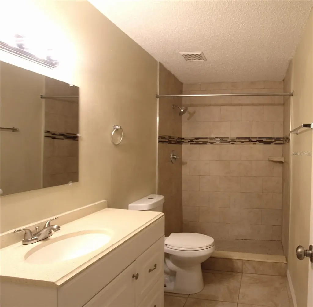 38942 9th Avenue Zephyrhills FL 33542