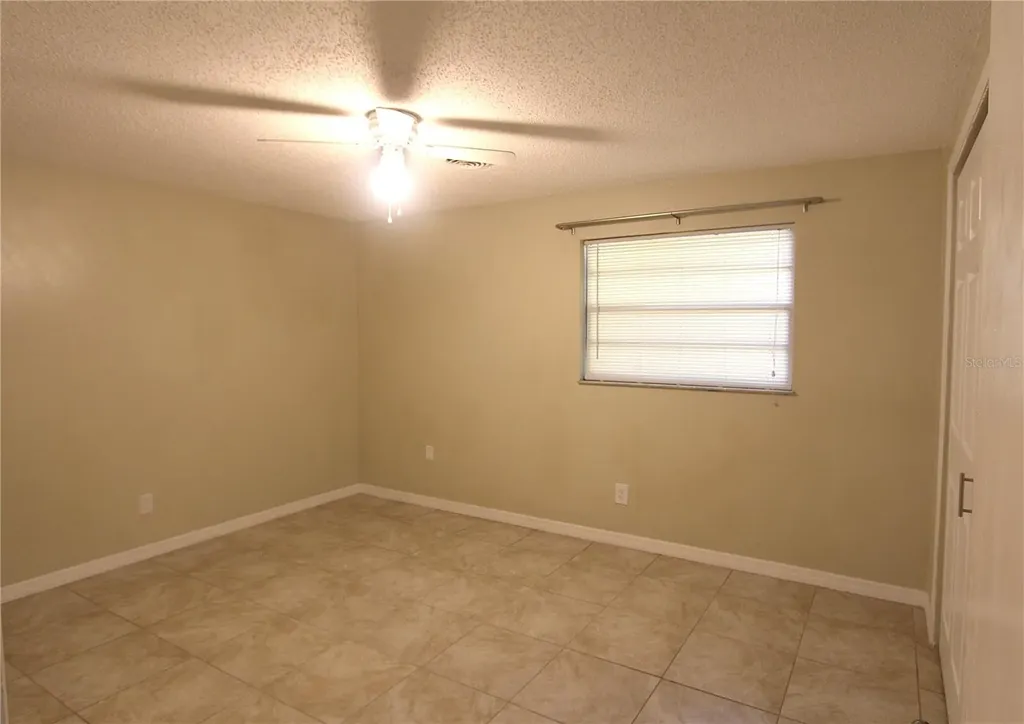 38942 9th Avenue Zephyrhills FL 33542