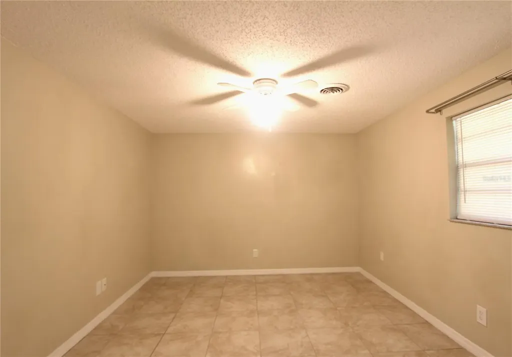 38942 9th Avenue Zephyrhills FL 33542