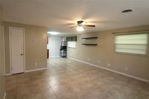 38942 9th Avenue Zephyrhills FL 33542