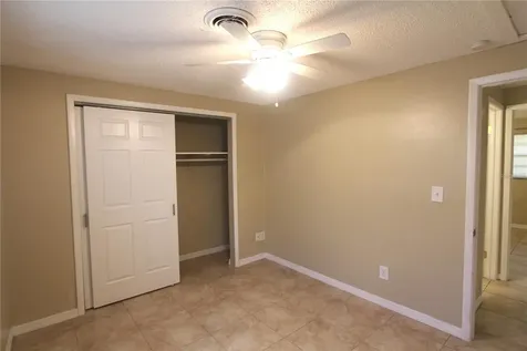 38942 9th Avenue Zephyrhills FL 33542