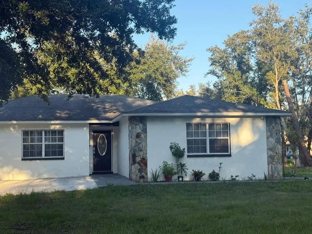 6830 N Dormany Road Plant City FL 33565