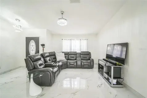 6830 N Dormany Road Plant City FL 33565