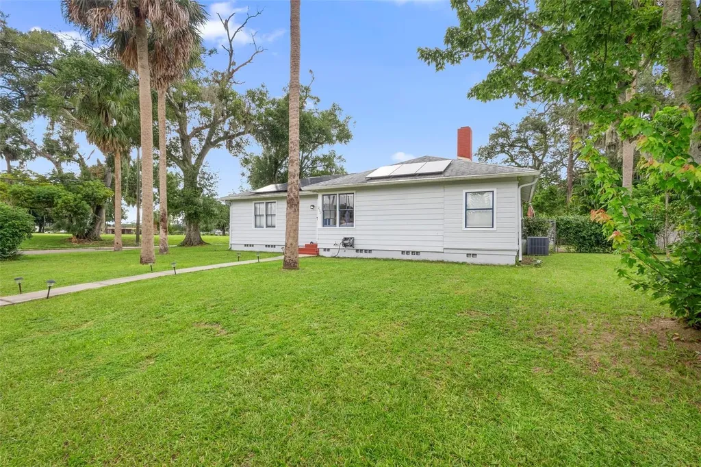 232 W 17th Street Sanford FL 32771