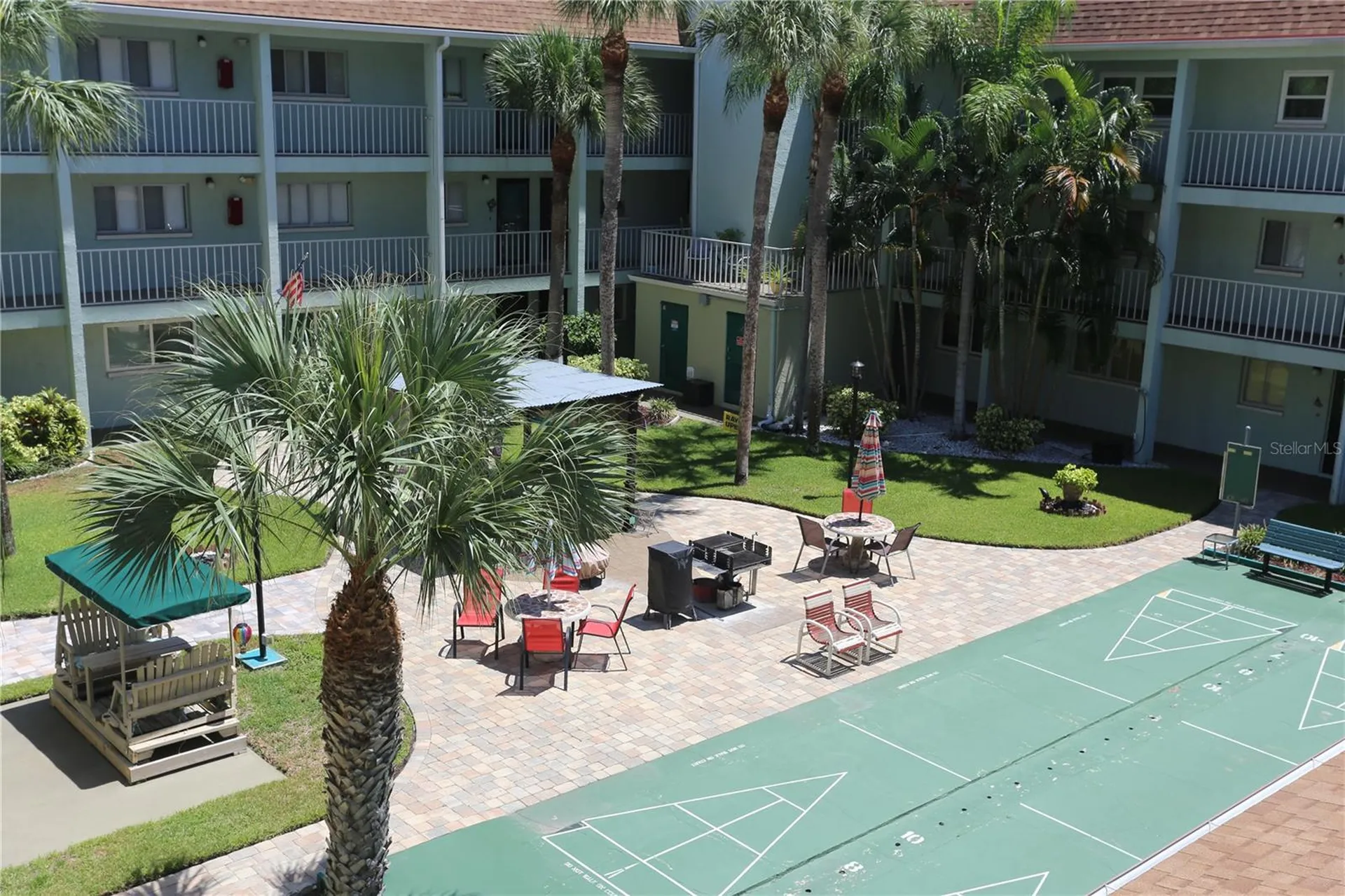801 83rd Avenue N St Petersburg FL 33702