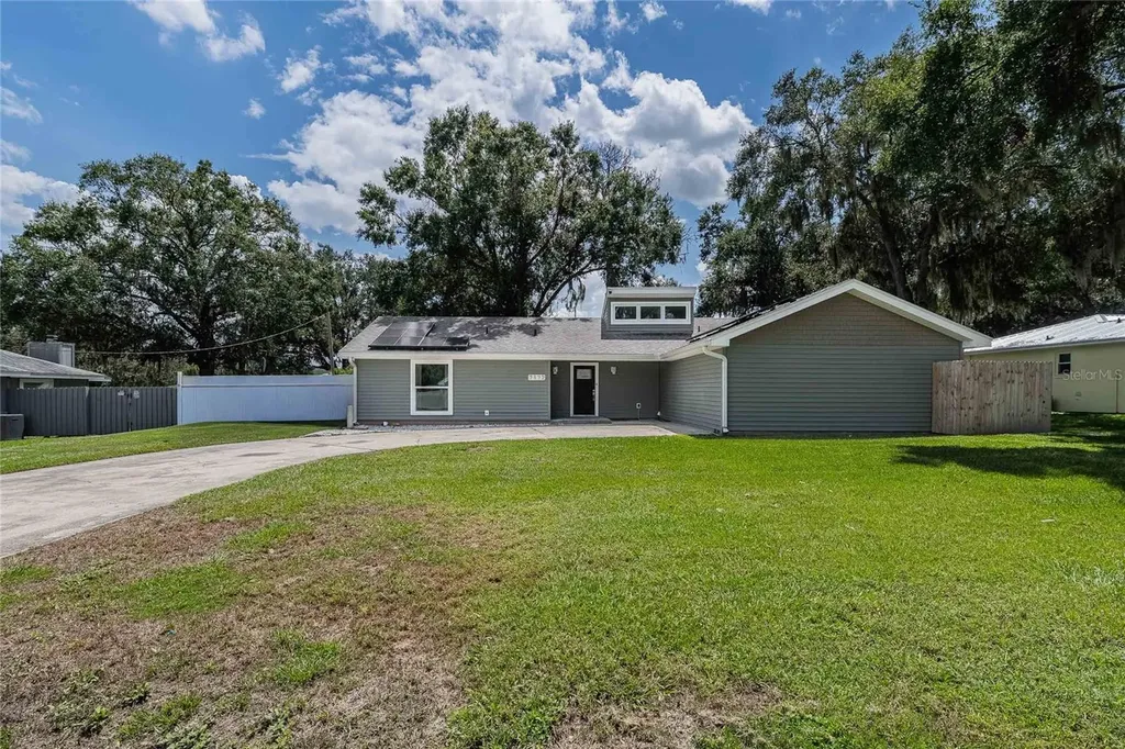 2822 Forestgreen Drive S Lakeland FL 33811