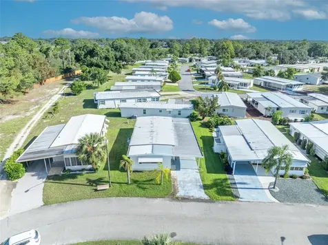178 Paradise N Leesburg FL 34788