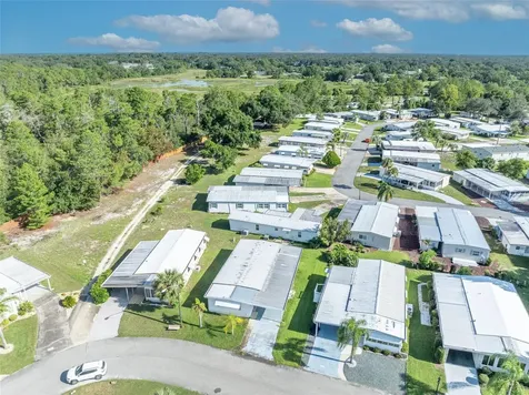 178 Paradise N Leesburg FL 34788