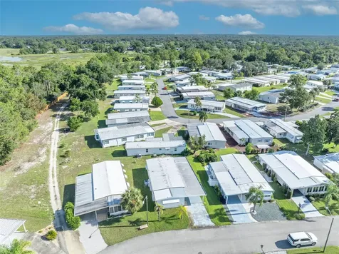 178 Paradise N Leesburg FL 34788