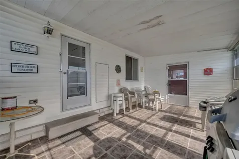 178 Paradise N Leesburg FL 34788