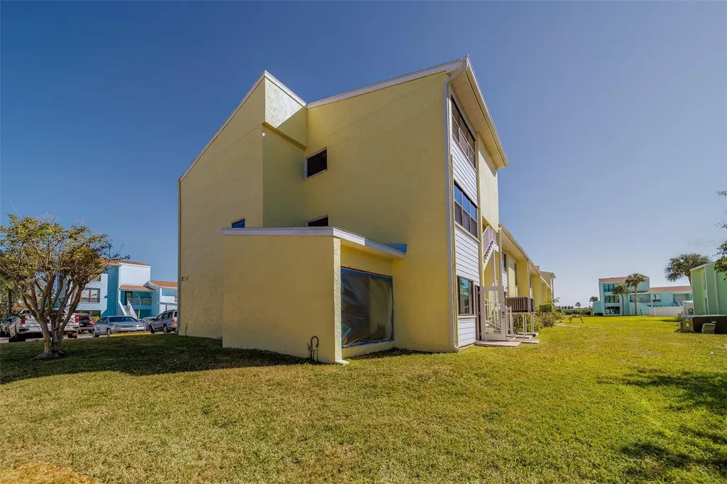 1 Windrush Boulevard Indian Rocks Beach FL 33785