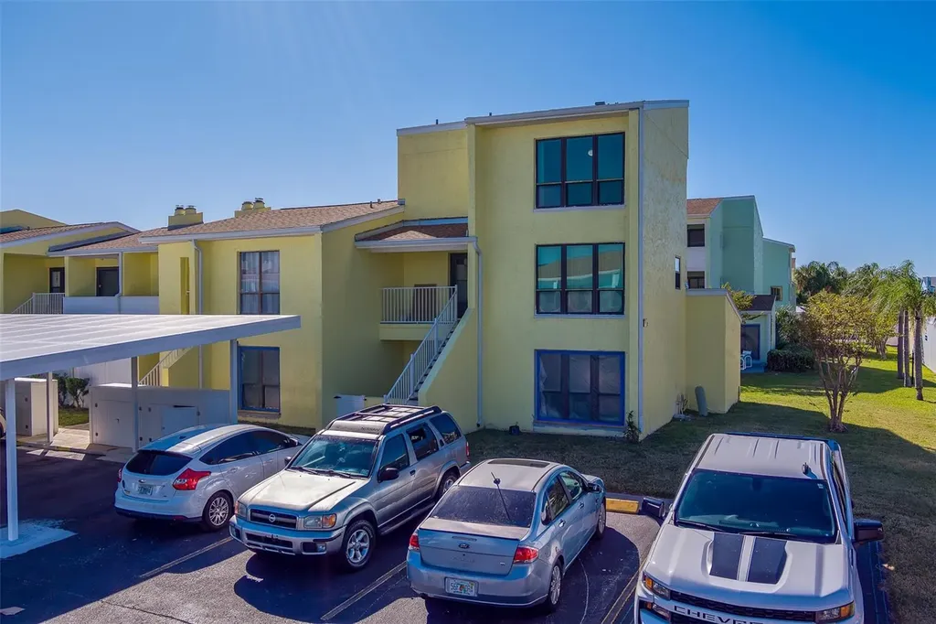 1 Windrush Boulevard Indian Rocks Beach FL 33785