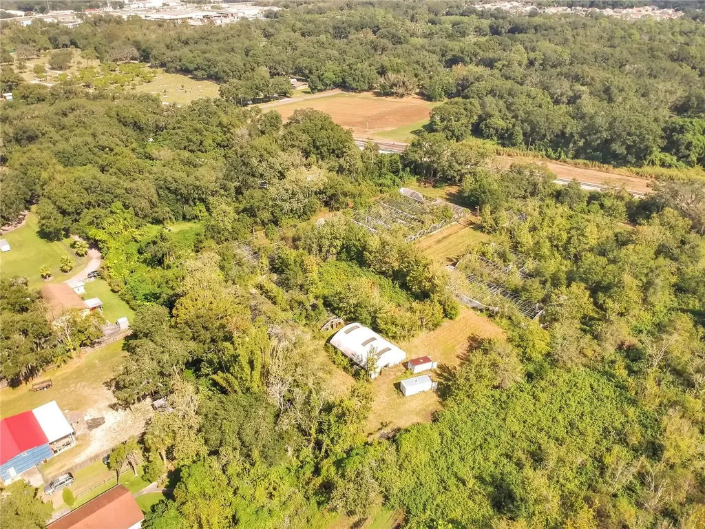 200 W English Street Plant City FL 33563