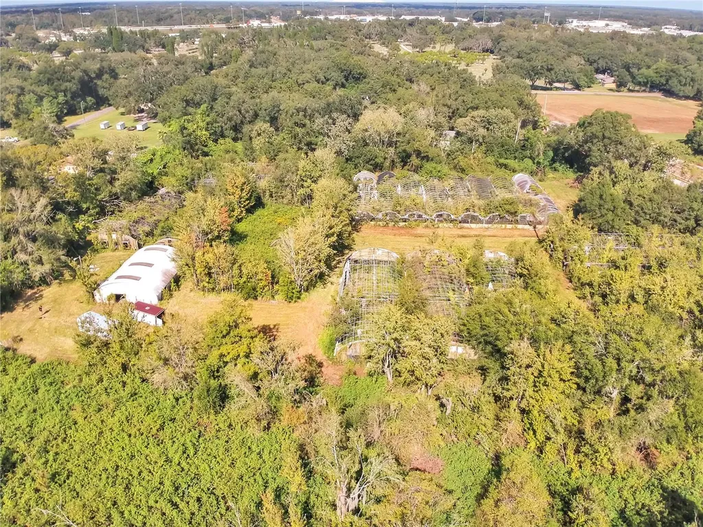 200 W English Street Plant City FL 33563
