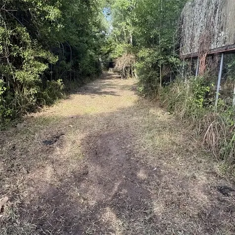 200 W English Street Plant City FL 33563