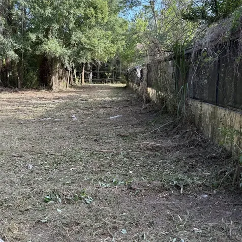 200 W English Street Plant City FL 33563