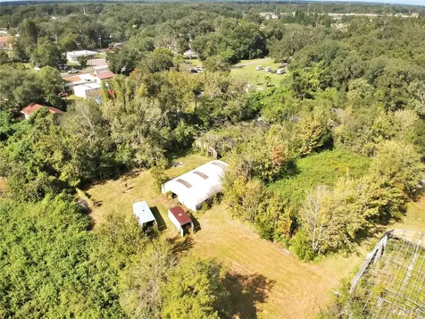 200 W English Street Plant City FL 33563