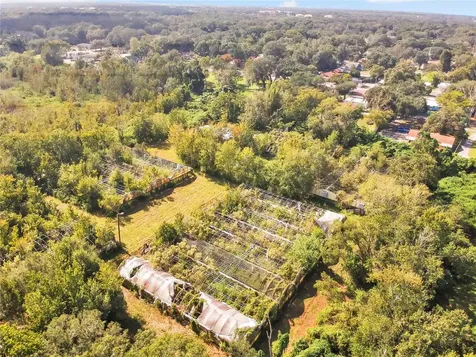 200 W English Street Plant City FL 33563