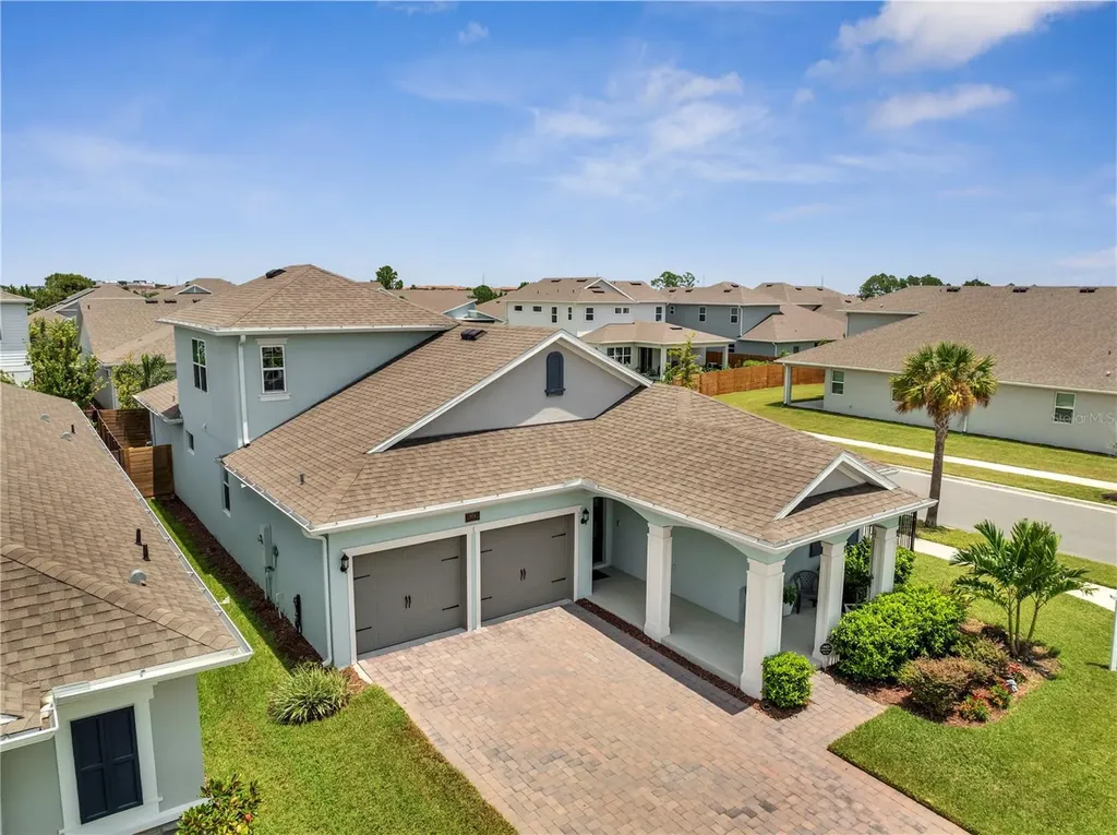 19041 Blueleaf Street Orlando FL 32827