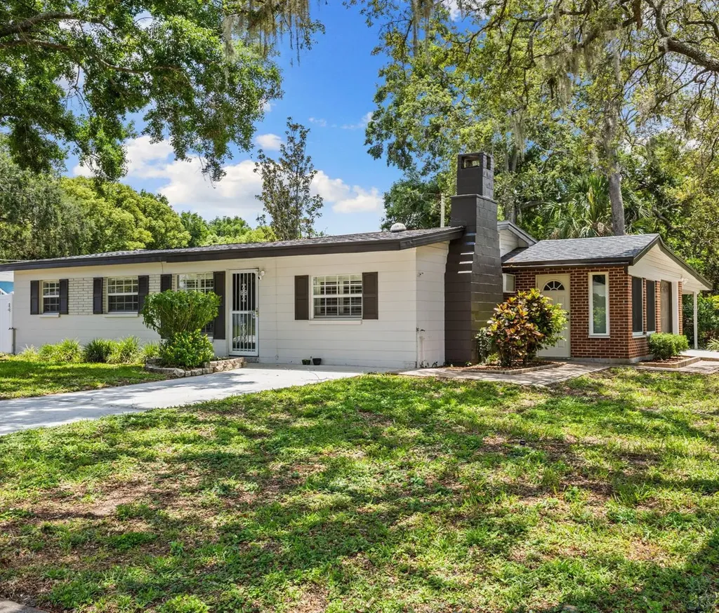 716 W 116th Avenue Tampa FL 33612