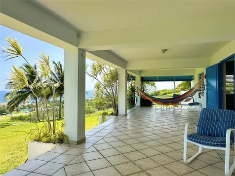 665 Aquamarina Isabela PR 00662