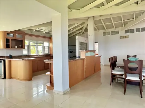 665 Aquamarina Isabela PR 00662