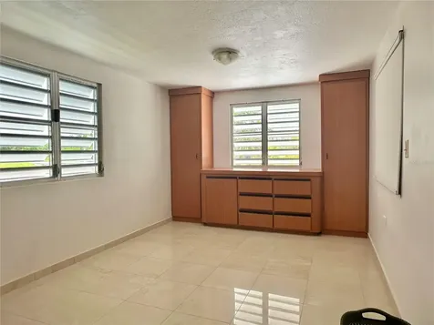 665 Aquamarina Isabela PR 00662