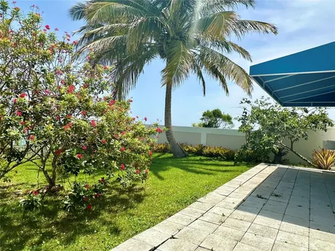 665 Aquamarina Isabela PR 00662