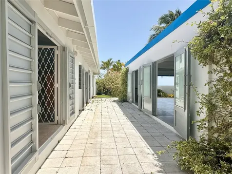 665 Aquamarina Isabela PR 00662