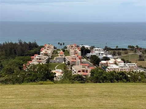 665 Aquamarina Isabela PR 00662