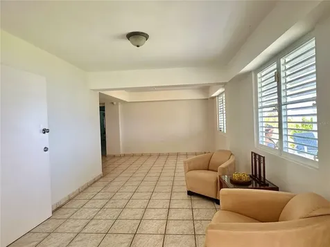 665 Aquamarina Isabela PR 00662