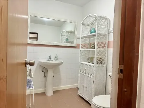 665 Aquamarina Isabela PR 00662