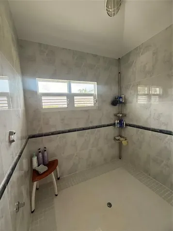 665 Aquamarina Isabela PR 00662