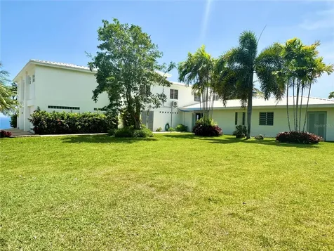 665 Aquamarina Isabela PR 00662