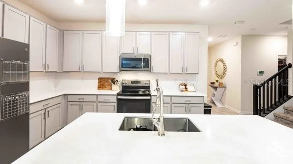 4350 Lighterknot Trace Kissimmee FL 34746