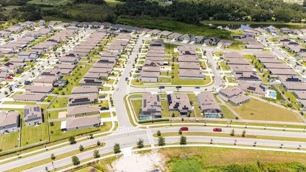 4350 Lighterknot Trace Kissimmee FL 34746