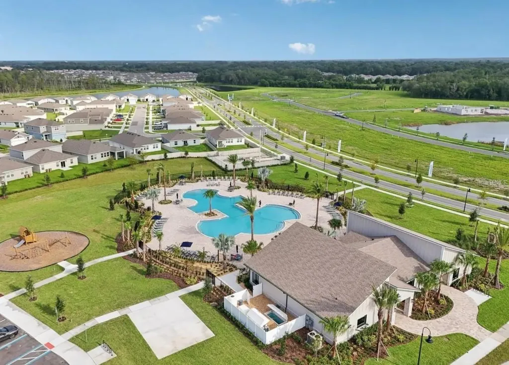 4350 Lighterknot Trace Kissimmee FL 34746