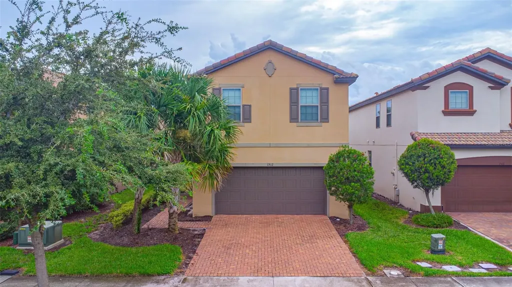 1512 Mumbai Way Kissimmee FL 34747