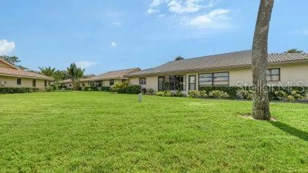 7170 Wood Creek Drive Sarasota FL 34231