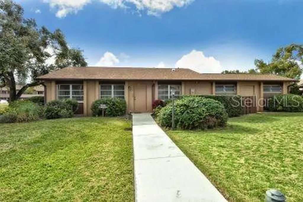 7170 Wood Creek Drive Sarasota FL 34231