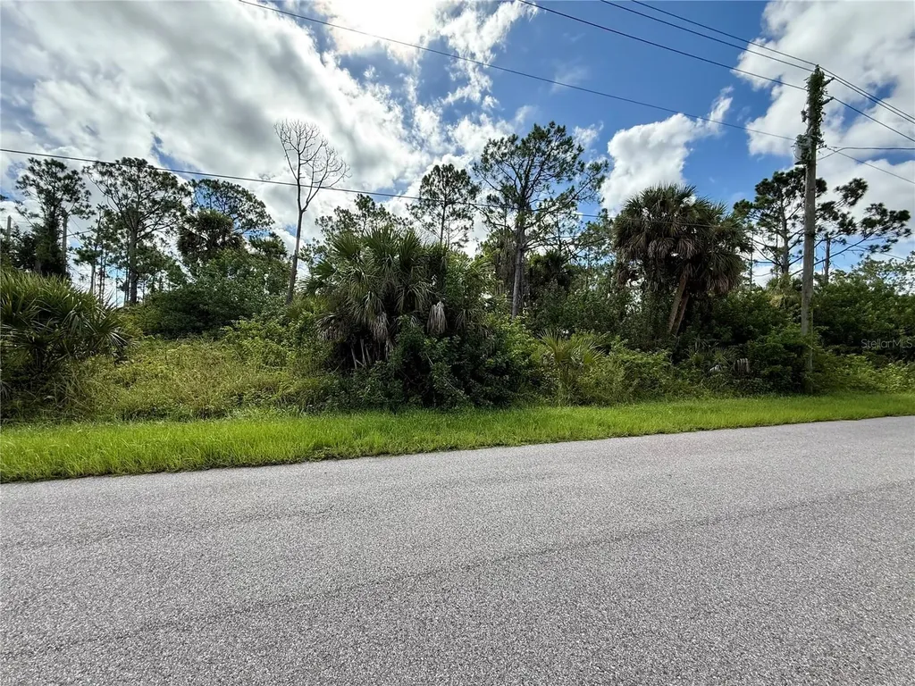 Oceanside Street North Port FL 34286